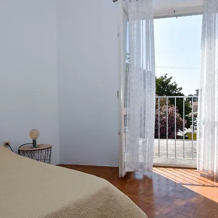 Apartment Hugo